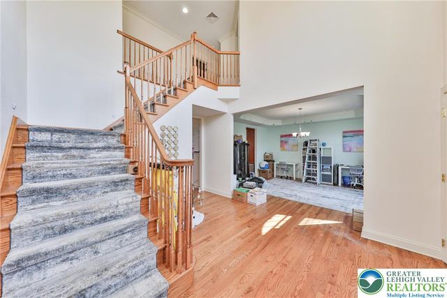 4544 Oakwood Lane, Lower Nazareth Twp, PA 18064