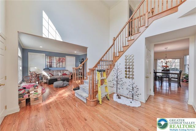 4544 Oakwood Lane, Lower Nazareth Twp, PA 18064