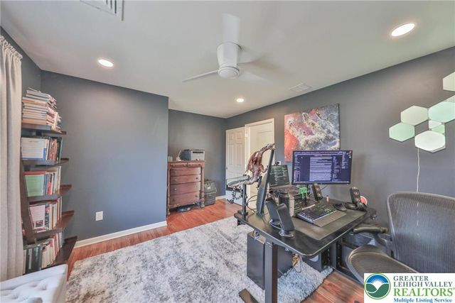 4544 Oakwood Lane, Lower Nazareth Twp, PA 18064