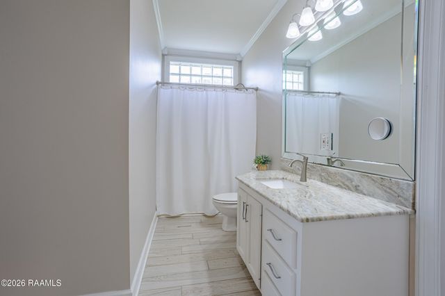 2300 Turnberry Street, New Iberia, LA 70563