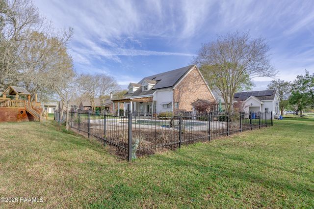 2300 Turnberry Street, New Iberia, LA 70563