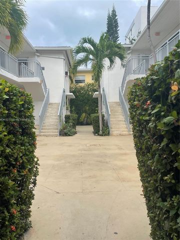 8021 Abbott Ave, Miami Beach, FL 33141