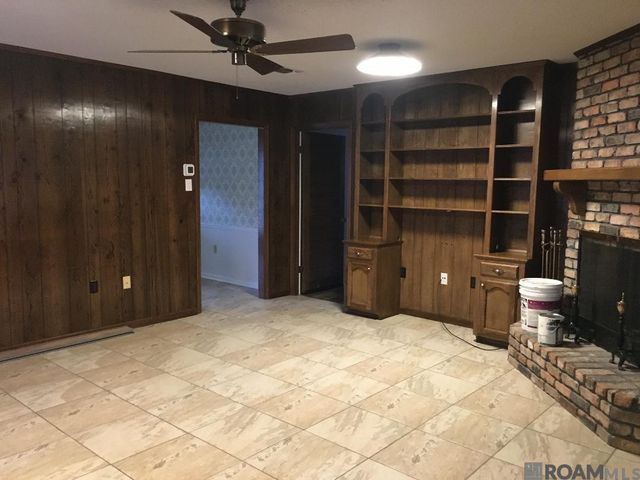 762 Chippenham Dr, Baton Rouge, LA 70808