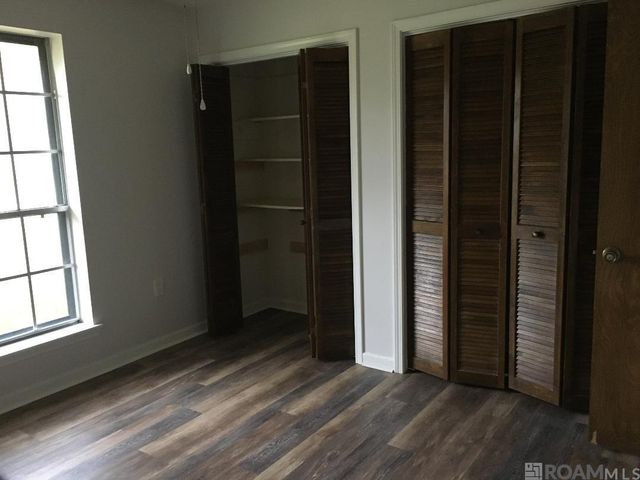 762 Chippenham Dr, Baton Rouge, LA 70808