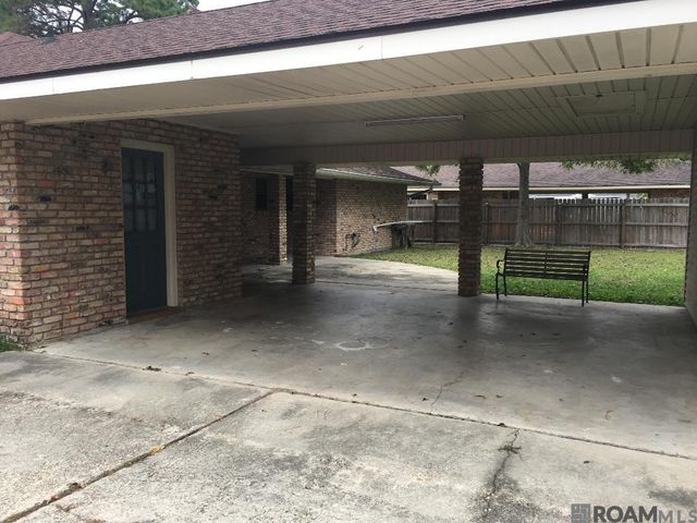 762 Chippenham Dr, Baton Rouge, LA 70808