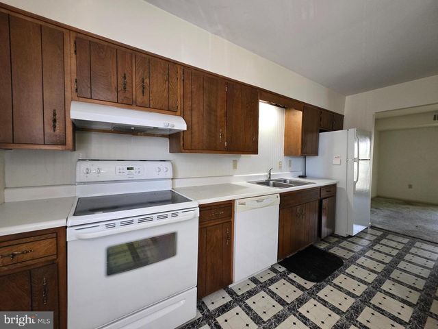 543 CLOVERBROOK DR, Ephrata, PA 17522