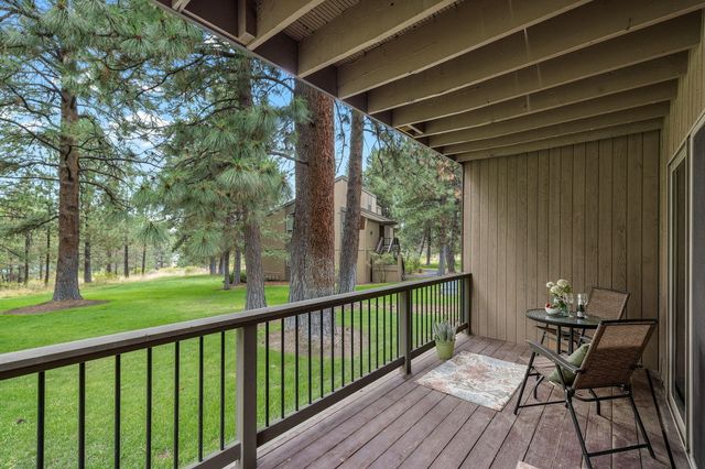 19717 SW Mount Bachelor Drive UNIT 131, Bend, OR 97702