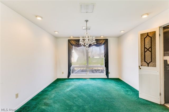 5365 Sampson Drive, Girard, OH 44420