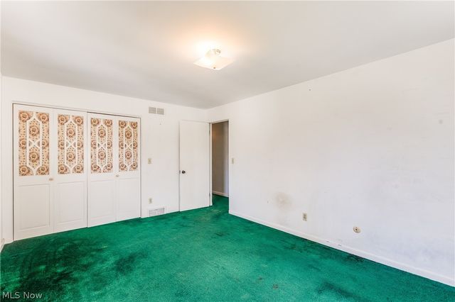 5365 Sampson Drive, Girard, OH 44420