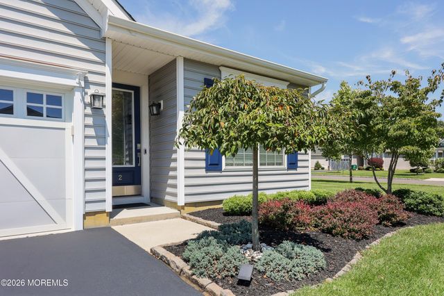 2 Lily Pond Court, Howell, NJ 07731