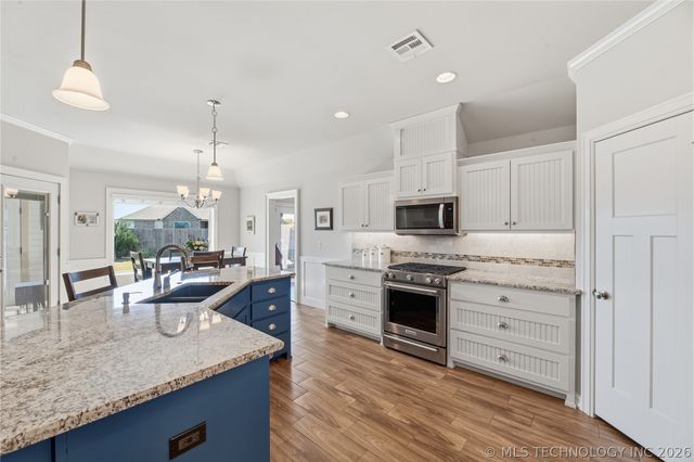 14322 N 55th East Avenue, Collinsville, OK 74021