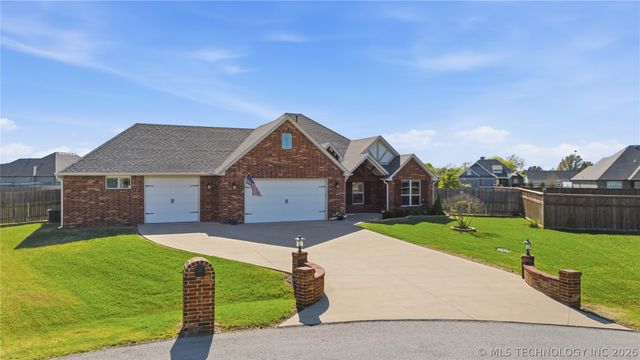 14322 N 55th East Avenue, Collinsville, OK 74021