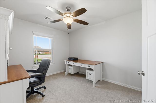 14322 N 55th East Avenue, Collinsville, OK 74021