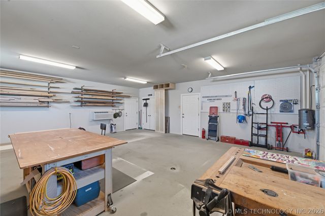 14322 N 55th East Avenue, Collinsville, OK 74021