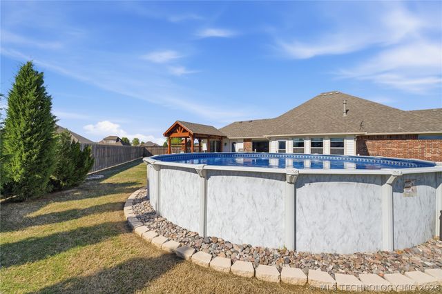14322 N 55th East Avenue, Collinsville, OK 74021