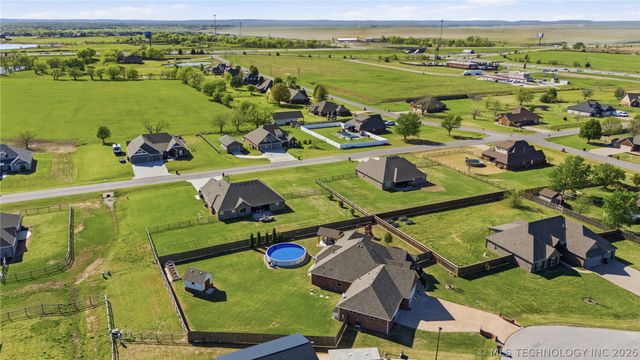 14322 N 55th East Avenue, Collinsville, OK 74021