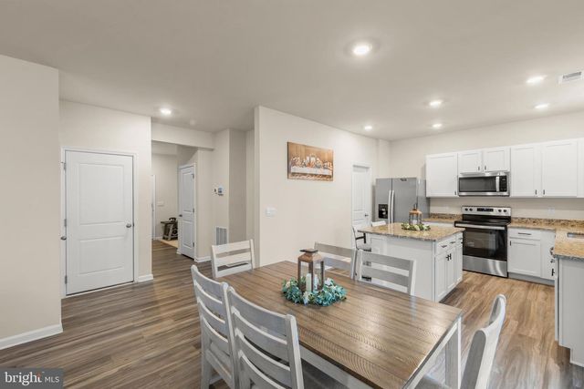 144 BELL TOWER LN, Charles Town, WV 25414