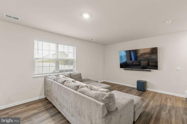 144 BELL TOWER LN, Charles Town, WV 25414