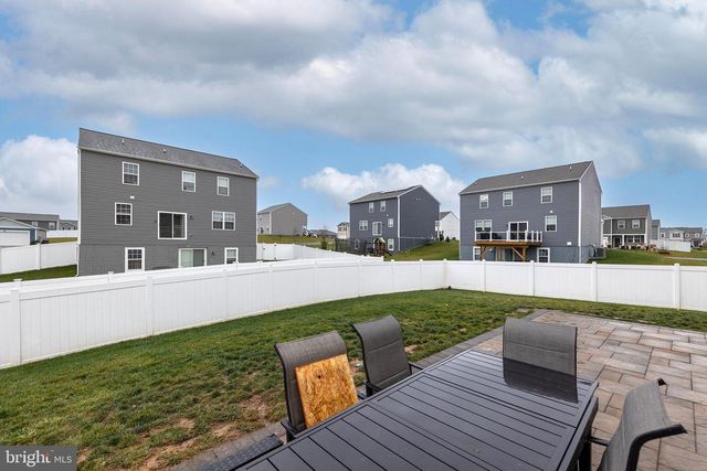 144 BELL TOWER LN, Charles Town, WV 25414