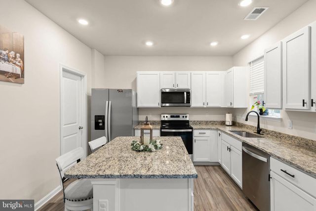 144 BELL TOWER LN, Charles Town, WV 25414