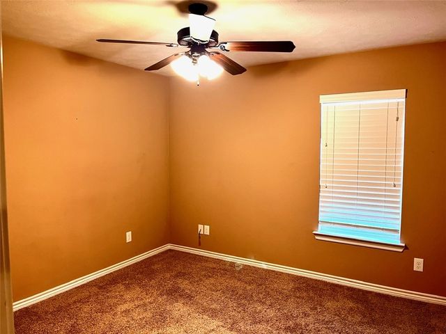 908 Emerald Dove Avenue, College Station, TX 77845