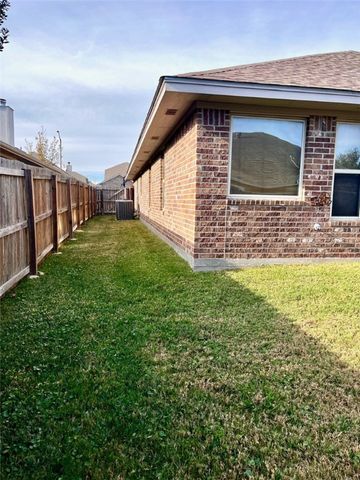 908 Emerald Dove Avenue, College Station, TX 77845