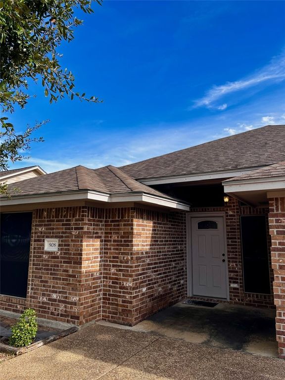 908 Emerald Dove Avenue, College Station, TX 77845 — photo 2