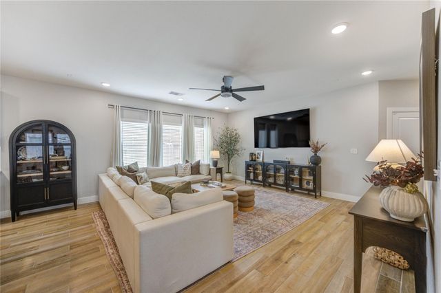 5009 Coral Vine Court, Pearland, TX 77584