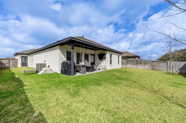 5009 Coral Vine Court, Pearland, TX 77584