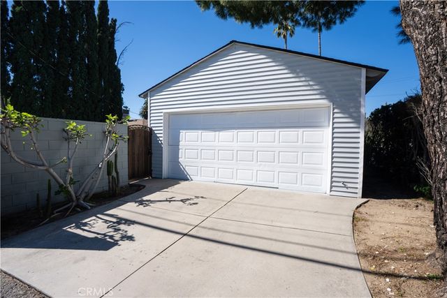 11256 Haskell Avenue, Granada Hills, CA 91344