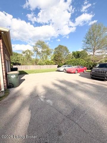10110 Timberwood Cir, Louisville, KY 40223
