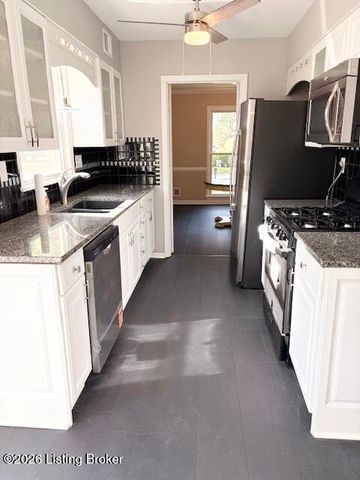 10110 Timberwood Cir, Louisville, KY 40223