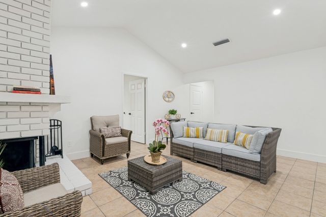 2921 Rustic Meadow Drive, Garland, TX 75044