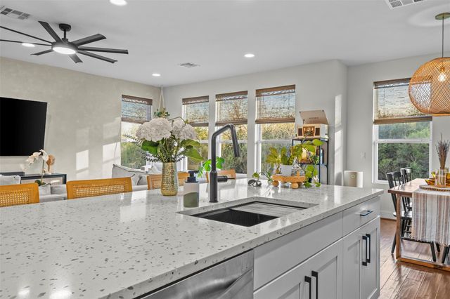 317 Bridgeford DR, Austin, TX 78745