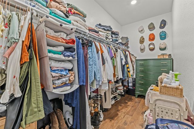 317 Bridgeford DR, Austin, TX 78745