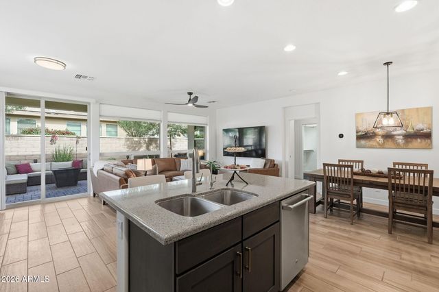 796 E VERDE Boulevard, Queen Creek, AZ 85140