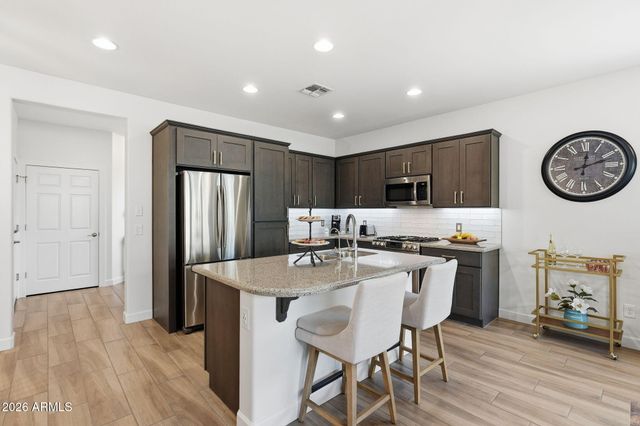 796 E VERDE Boulevard, Queen Creek, AZ 85140