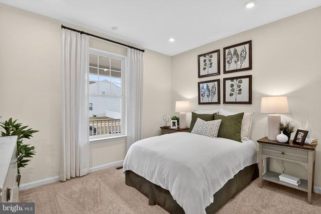 8059 MCKAY ST, Bealeton, VA 22712