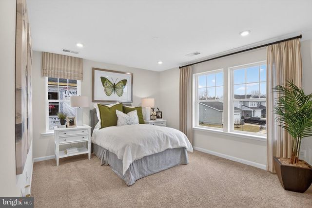 8059 MCKAY ST, Bealeton, VA 22712