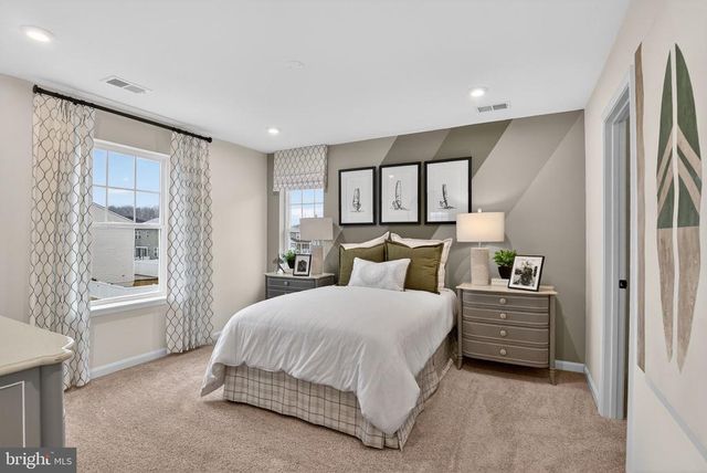 8059 MCKAY ST, Bealeton, VA 22712