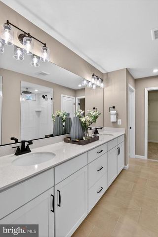 8059 MCKAY ST, Bealeton, VA 22712