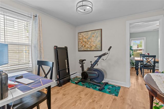 40 Glen Street, East Providence, RI 02915