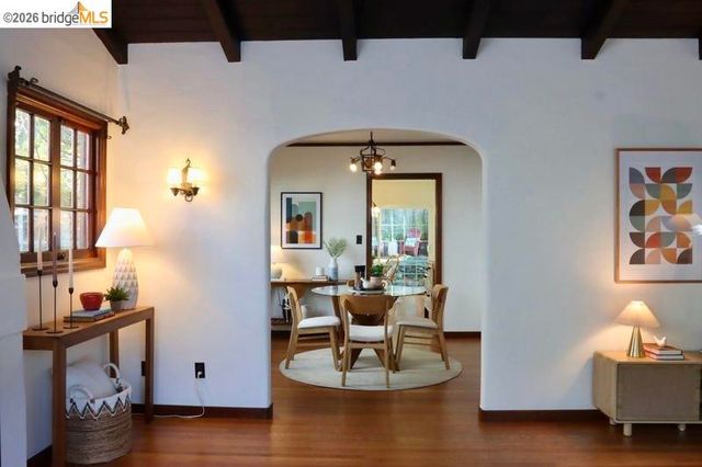 385 Vermont Ave, Berkeley, CA 94707