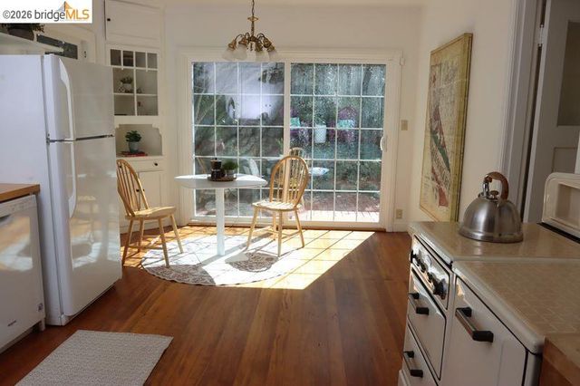 385 Vermont Ave, Berkeley, CA 94707