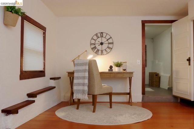 385 Vermont Ave, Berkeley, CA 94707