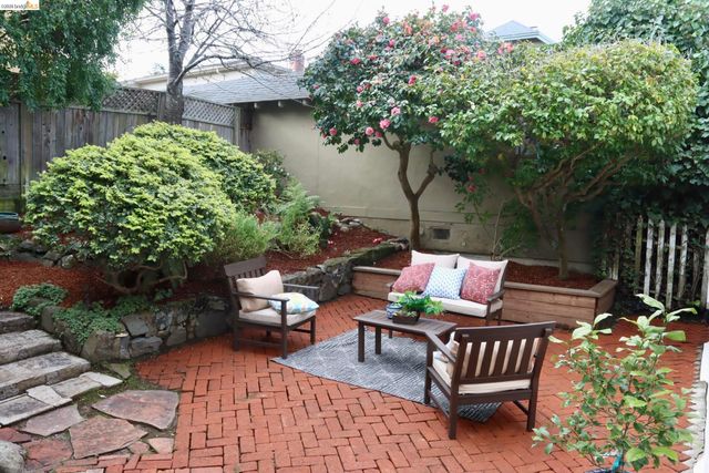 385 Vermont Ave, Berkeley, CA 94707