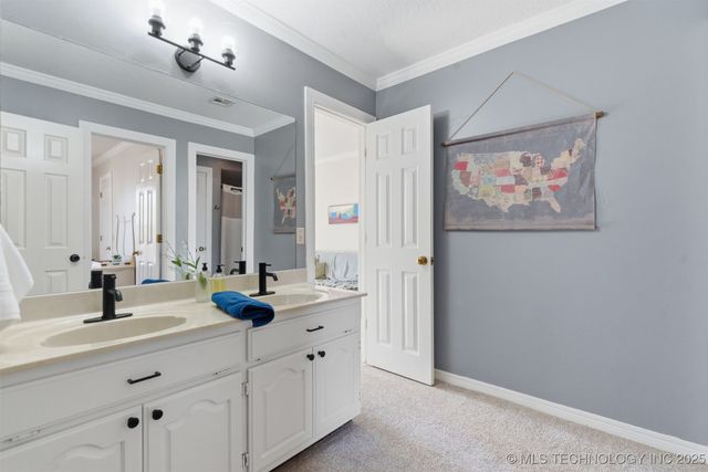 6537 E 86th Street, Tulsa, OK 74133