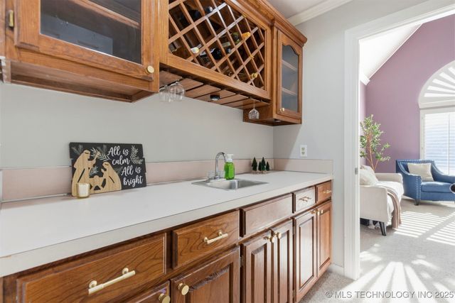 6537 E 86th Street, Tulsa, OK 74133