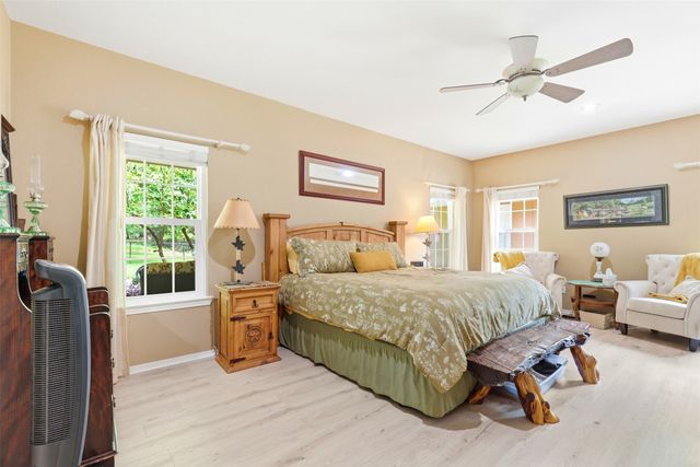 302 King Shore Boulevard, Scroggins, TX 75480