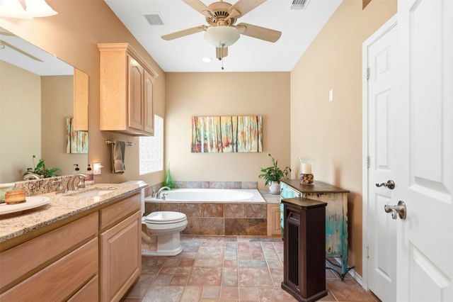 302 King Shore Boulevard, Scroggins, TX 75480